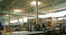 mil_mfr.jpg.jpg (15781 bytes)